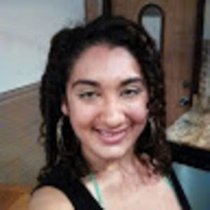 Meet your Posher, Aurellia